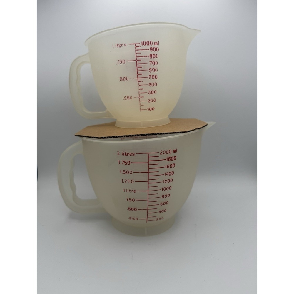 Lot Of 2 Vintage Tupperware Mix 'N Store Measuring Cups 32/64oz 1288-5‎ & 500-7